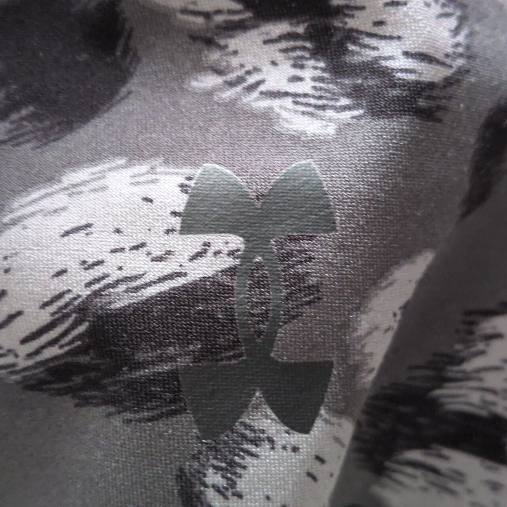 Under Armour Girls Leggings - Black Gray Animal Print - YS - Picture 6 of 6